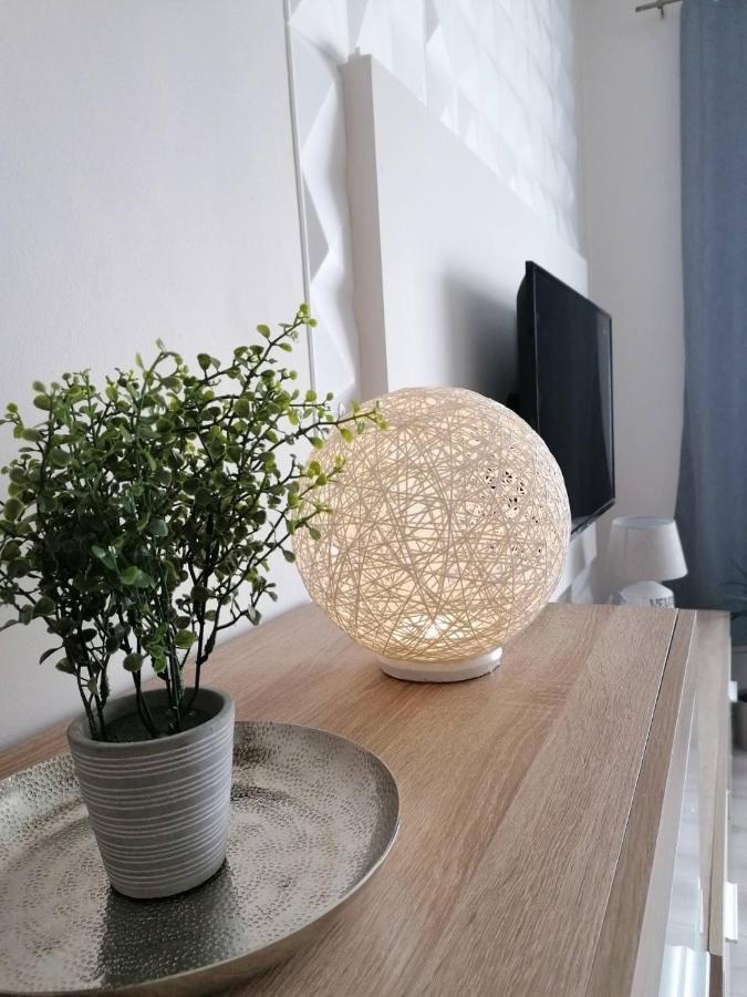 Sweet Central Apartment ,In The City Center エゲル エクステリア 写真